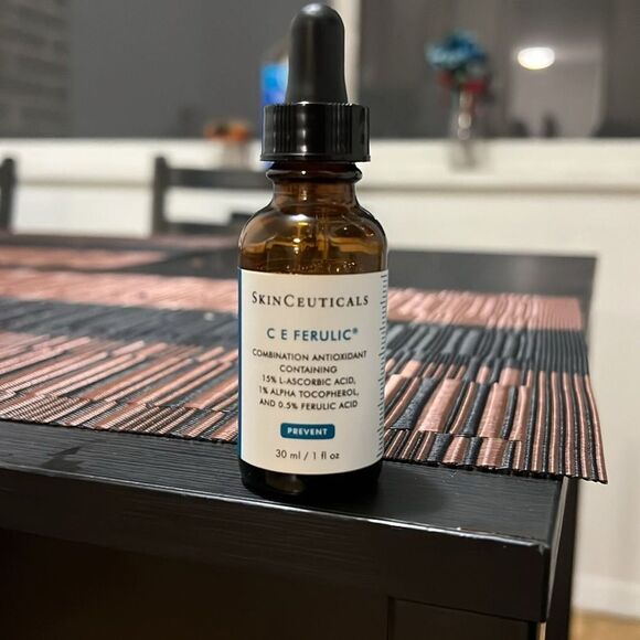 (75% Full) Skinceuticals C E Ferulic® with 15% L-Ascorbic Acid - Picture 6 of 6